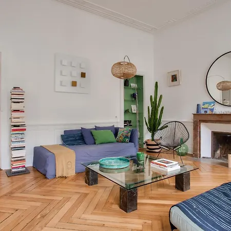 Orphee - Proche Des Marchines De Lile *